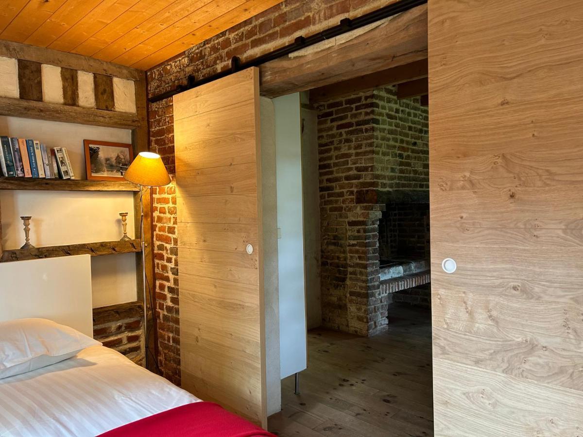La Maison De L'Etang Manerbe 외부 사진