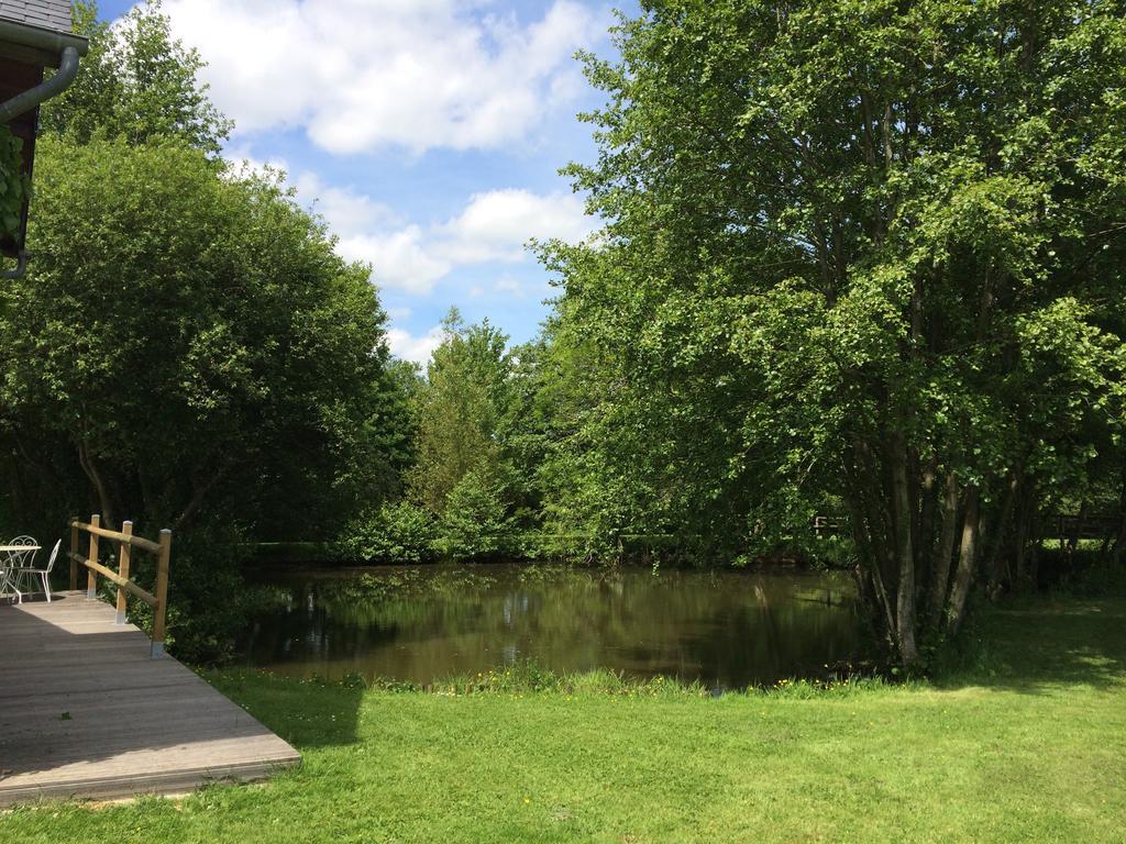 La Maison De L'Etang Manerbe 외부 사진
